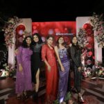 Swasika Instagram - Radiant ✨✨ 👗 @western_lady_ Photographer @abi_fine_shooters Event team @pakyoweddings @sanjananisanth @darsanaa____ @go_u.rii @mohanathira49