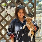 Swastika Mukherjee Instagram – Since we have matching EYE COLOUR 💚🩶 
Kind soul who will adopt her GIVE HER MY NAME. 
Call her SWASTIKA 😘 🤗

To adopt contact @yodamumbai 
Their helpline nos. 
🔺9819008110
🔺9891326963
🔺8899997704
🔺7710005310 YODA – Youth Organisation in Defence of Animals