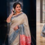 Swastika Mukherjee Instagram - খুব কম মানুষ অনলাইন এ আলাপ হওয়া পৃথিবী থেকে আমাদের জীবনের অন্দরমহলে চলে আসতে পারে। আর শুধু চলে আসা নয়,বেশ পাকাপোক্ত ভাবে থেকে যাওয়ার সম্পর্ক গড়ে তুলতে পারে। এমন দুই মানুষ হল ~ ইফ্ফাত আরা নোঝাত আর ইমতিয়াজ রাসেল 🌹🌹 ওদের কাজ প্রথম দেখেছিলাম instagram এ। দেখে আপ্লুত হয়ে মেসেজ করেছিলাম। সেই থেকে আলাপের শুরু। তারপর ওরা কলকাতায় এলে দেখা হল - গল্প হল, বাংলাদেশ যাওয়ার কথা হল। অন্য দেশেও আমার বন্ধুরা আছে, বন্ধুদের বাড়ি আছে সেখানে বেড়াতে যাব, ভেবেই মনটা খুশি হয়ে গেছিল। ওদের সঙ্গে যেদিন প্রথম দেখা হয়েছিল, মনে হয়েছিল ওরা আমার অনেক আপন, নিজের মানুষ। এইবার ঢাকা যাওয়া ঠিক হতে সবচেয়ে আগে ওদের জানিয়ে ছিলাম। পৌছে পরের দিন হুড়মুড় করে কাজ সেরেছি যাতে ঠিক সময়ে ওদের দোকানে যেতে পারি। তারপর অনেক ঘুরিয়েছে ওরা। আড্ডা মেরেছি , খাওয়া দাওয়া করেছি, চারুকলা গেছি, মাওয়াঘাট গেছি, সে সব ছবি পরে দেব। ঢাকায় সবচেয়ে গুরুত্বপূর্ণ দিন ছিল #বিজয়ারপরে screening এর দিন। ওরা কিছুটা আগেই পৌঁছে গেছিল হোটেলে। দেখি নোঝাত একটা শাড়ি আর ব্লাউজ বানিয়ে নিয়ে এসেছে, আমার জন্য specially, ইতস্তত বোধ করে কিছু বলছেনা। আমি কলকাতা থেকে শাড়ি নিয়ে গেছিলাম পরব বলে। কিন্তু ওদের টা না গায়ে দিয়ে কি থাকা যায় ? ভালবাসার দুই মানুষ ভালবেসে ডিজাইন করে আমার জন্য বস্ত্র বানিয়ে এনেছে এটা কত বড় পাওনা। তাই ওদেরটাই পরে সাজুগুজু্ করে National Museum এ গেলাম @dicff_filmfest কি যে খুশি হয়েছিলাম, বাংলাদেশে গিয়ে বাংলাদেশের গুণী মানুষের তৈরি করা কাপড় পরে। Thank you বলব না, তোমরা সবসময় আমার আপন হয়েই থাকবে এইটুকু বলতে পারি। একদম সময় ছিলনা, জানিনা কি করে @pranay_patra_01 has clicked such beautiful photographs in about 10 minutes. অনেক ট্যালেন্টেড্ মানুষ। সাক্ষাত হয়ে প্রাপ্তি হল আমার। Thank you @vermilion.getdressed for making me feel so happy and beautiful inside out. মানুষের ব্যবহারটুকুই রয়ে যায়। I love you both too ❤️❤️ Bangladesh National Museum