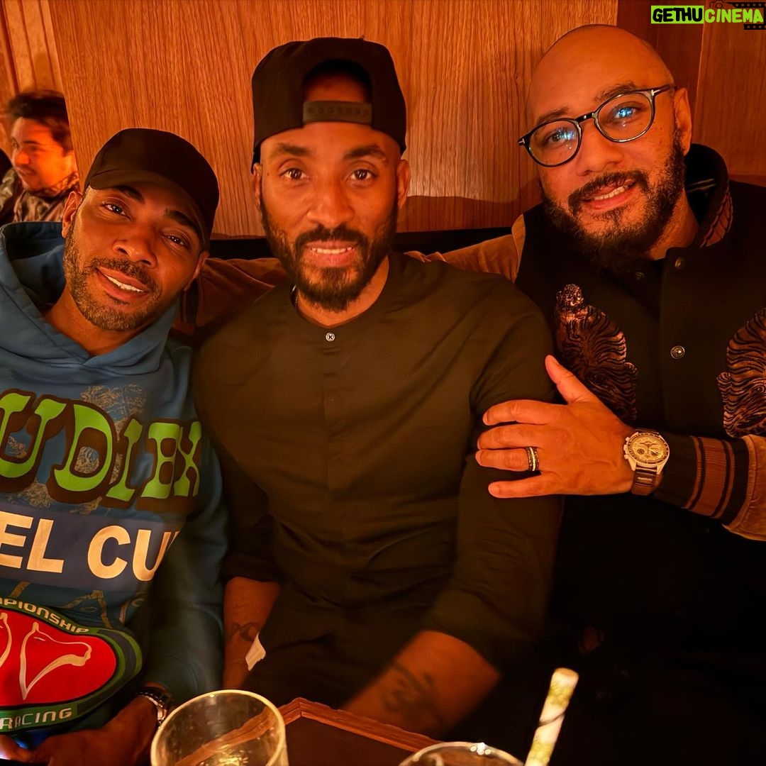Swizz Beatz Instagram - Quality fam time into 2024 🤍🙏🏽