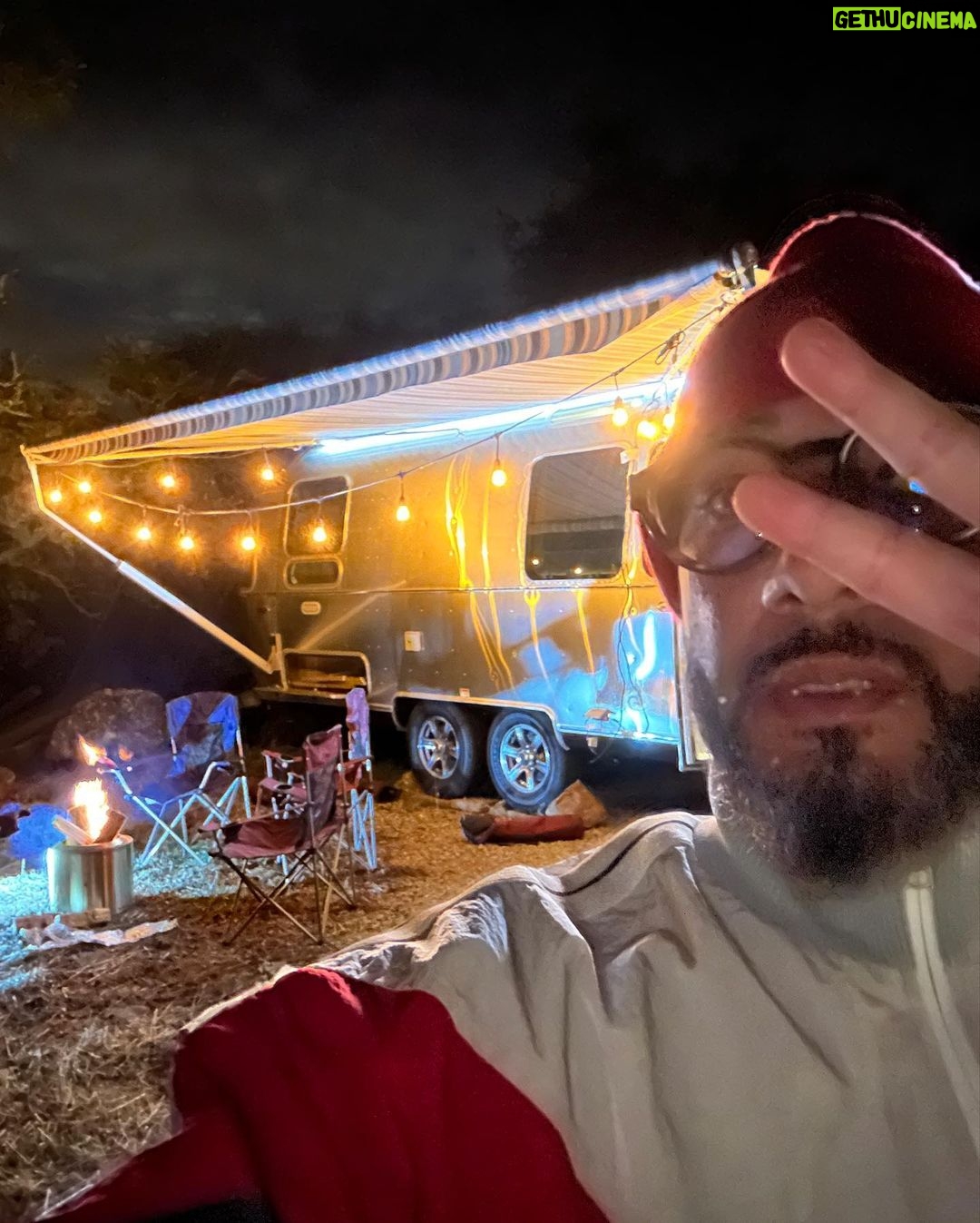 Swizz Beatz Instagram - @airstream_inc nights at the farm ⛺️🏕️ Good vibrations 🙏🏽🙏🏽🙏🏽🙏🏽🙏🏽🙏🏽🙏🏽 Camp life Glamp Zaa🤣🤣🤣🤣🤣