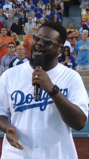 T-Pain Instagram - You’re telling me people are JUST NOW figuring this out??

#ontopofthecovers

***from 2015