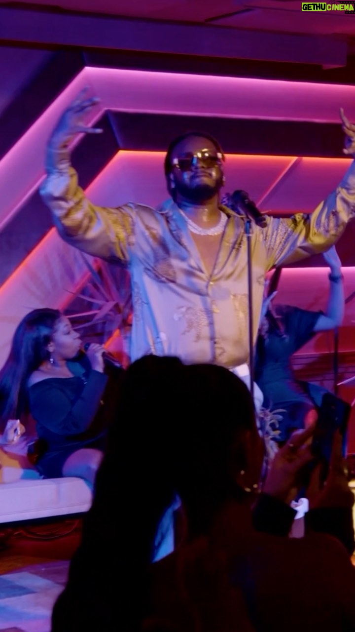 T-Pain - 105.1K Likes - IT’S FRIDAY NIGHT AND I FEEL ALRIGHT 🕺🏾 #ontopofthecovers