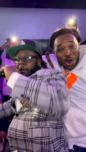 T-Pain Instagram - Karaoke night got kinda lit 🔥🔥🔥

#thatshowweballin