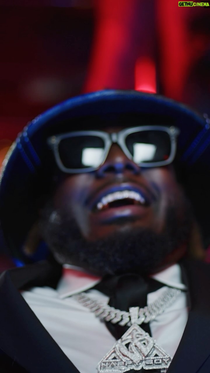 T-Pain - 37.5K Likes - LET ME INNNNNNN