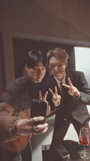 Tablo Instagram - Grand Prize Winners Only (Screen Time MV making video) #epikhigh #hoshi #ScreenTime

Epik High - Screen Time ft. Hoshi of SEVENTEEN 🎧 Stream now everywhere