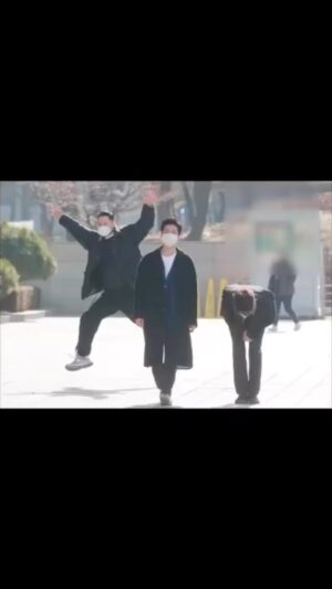 Tablo Instagram - 무대에서도 이러긴 함 #에픽하이콘서트 티켓오픈 이번 주 목요일 8시