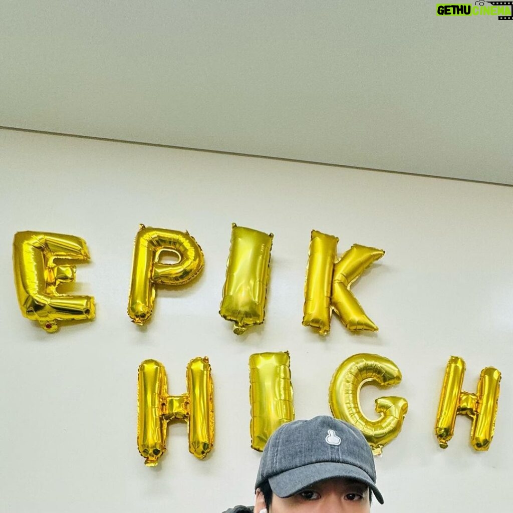 Tablo Instagram - 모자 이쁘죠? 오늘 막콘!!! #에픽하이콘서트 #EpikHighConcert