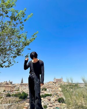 Taemin Instagram - 🚶🏻🚶🏻