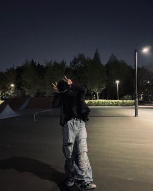Taemin Instagram - Good night🌙🌙🌙