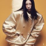 Taeyeon Instagram – @voguekorea @louisvuitton

fashion editor DAHYE KIM
photographer JONGHA PARK
stylist AHREUM UM
hair MINJUNG KYUNG
makeup SEYEONG AHN
set SUIN ZEON(Elmar)