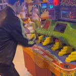 Taeyong Instagram - 힘든 이상한 악어두더지게임???