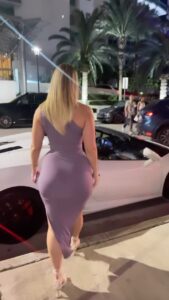 Tai Lopez Instagram - Did Tinder ruin a generation? What is your grandfather more of a gentleman or less…? #lamborghini #curvy #entrepreneurship Miami, Florida