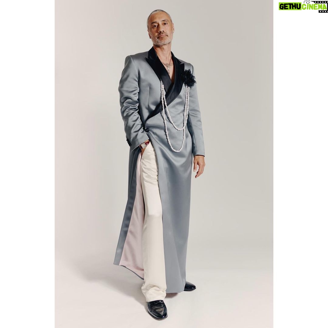 Taika Waititi Instagram - In other news that isn't quite as interesting as JP Morgan acquiring something... the #metgala was amazing. Thanks to the many wonderful souls who helped make it work, especially the incredible @prabalgurung for creating these outfits for us and my favourite @cartier for the sparkles. Love also to the immortal @jeanneyangstyle and the eternally patient @teamid for finding last minute undies. Also a special thanks to @jaredleto for the cat head. 📸: @lewismirrett @vincenttullo Makeup @melissa.dezarate #metgala2023 @gettyentertainment @metcostumeinstitute @voguemagazine