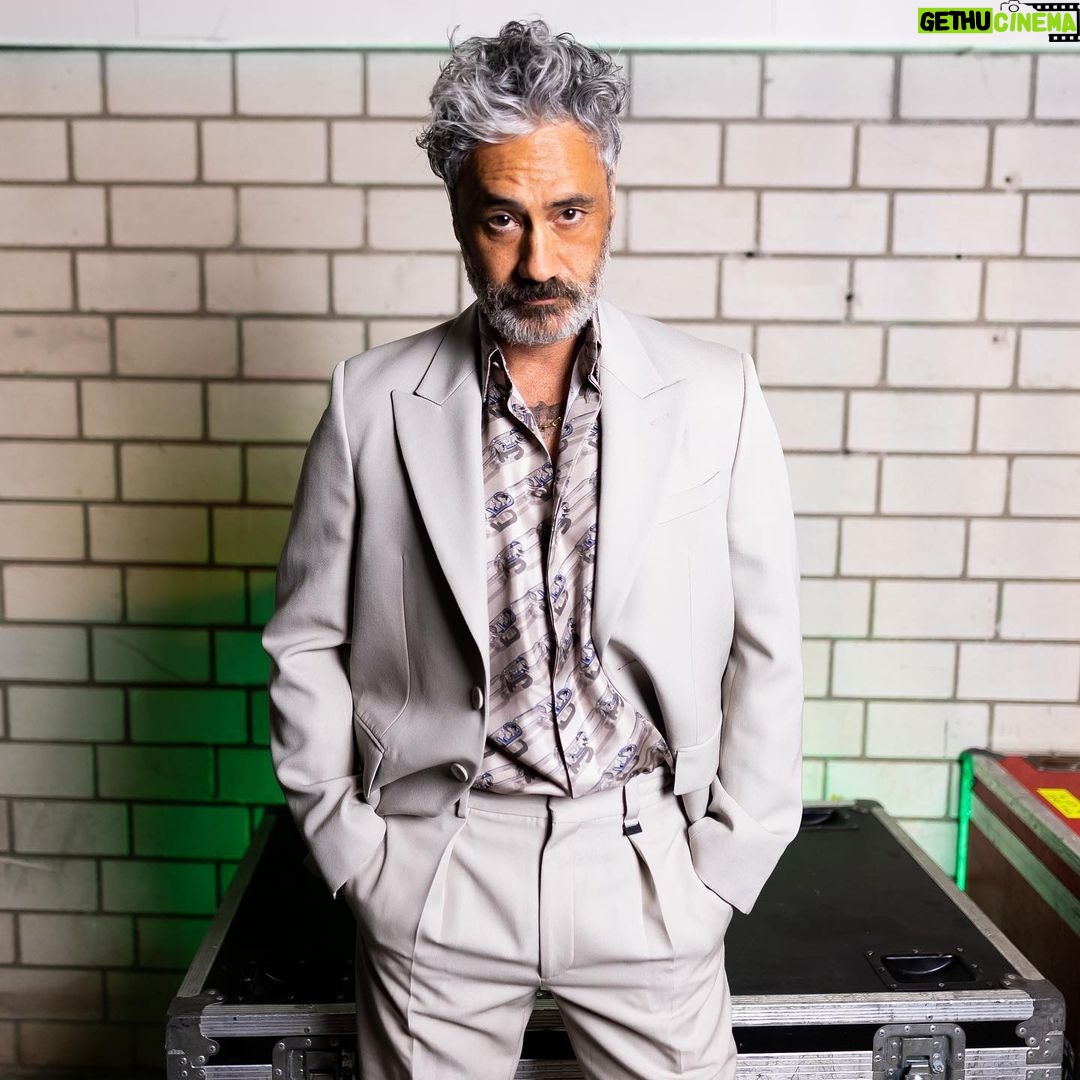 Taika Waititi Instagram - Another lewk dumpage. @mtvema 📸 @tiziano.raw 🕺 @jeanneyangstyle @chloekeiko 👹 @jennierobertshair 💥 @teamid 🍆 @taikawaititi 🦅 @ritaora