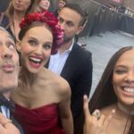 Taika Waititi Instagram – Thor: Love and photo dump. Fabulous London premiere with beloved family, close friends, and Jason Momoa 😘. Seriously great night and even greater relief to finally see this film releasing in theaters tomorrow. Just like @chrishemsworth and his arse, I put a lot of work into this film and can’t wait for you all to see it. July 8 baby!#thorloveandthunder @marvelstudios 
Please let’s also try and zoom in on that emerald by @cartier 
Styluz: @jeanneyangstyle 
Fabrik: @prada 
💎: @cartier 
Photos: tag yourselves. I dunno how to find you but I appreciate you.