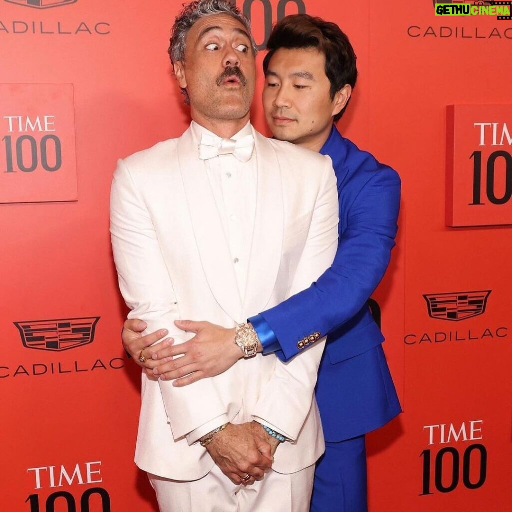 Taika Waititi Instagram - Diversity Sandwich! It's been a very full month and am only now just getting to appreciate things like the @time 100 Gala. To be named one of the world's 100 most influential people was both humbling and at the same time it reeeeally triggered the old imposter syndrome. Too late suckers, you made your choice! Luckily I had my old flatmate @stuetr as my date to lube up the night. Go see Thor ya mongrels. Style: @jeanneyangstyle & @zegnaofficial 📸: please tag yourself, you all look the same (📸)