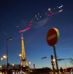Takanori Iwata Instagram - Paris💙🤍❤️

思い出

#LVMenFW24 #louisvuitton #LVFashion 
#lesgastonsvuitton