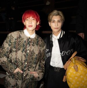 Takanori Iwata Instagram - Paris💙🤍❤️

思い出

#LVMenFW24 #louisvuitton #LVFashion 
#lesgastonsvuitton