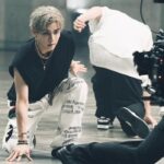Takanori Iwata Instagram – 一発撮りの緊張感と達成感🤜🏻🔥🤛🏻

“Just You and Me” Performance Video dropped on Youtube now‼️

directed by @banaotasweeeer & @mrhiroki 
choreo by @noppo_stkgz 

TE*AM G

もうチェックしてくれた？⚡️

#bemyguest
#artless
#岩田剛典 
#teamg