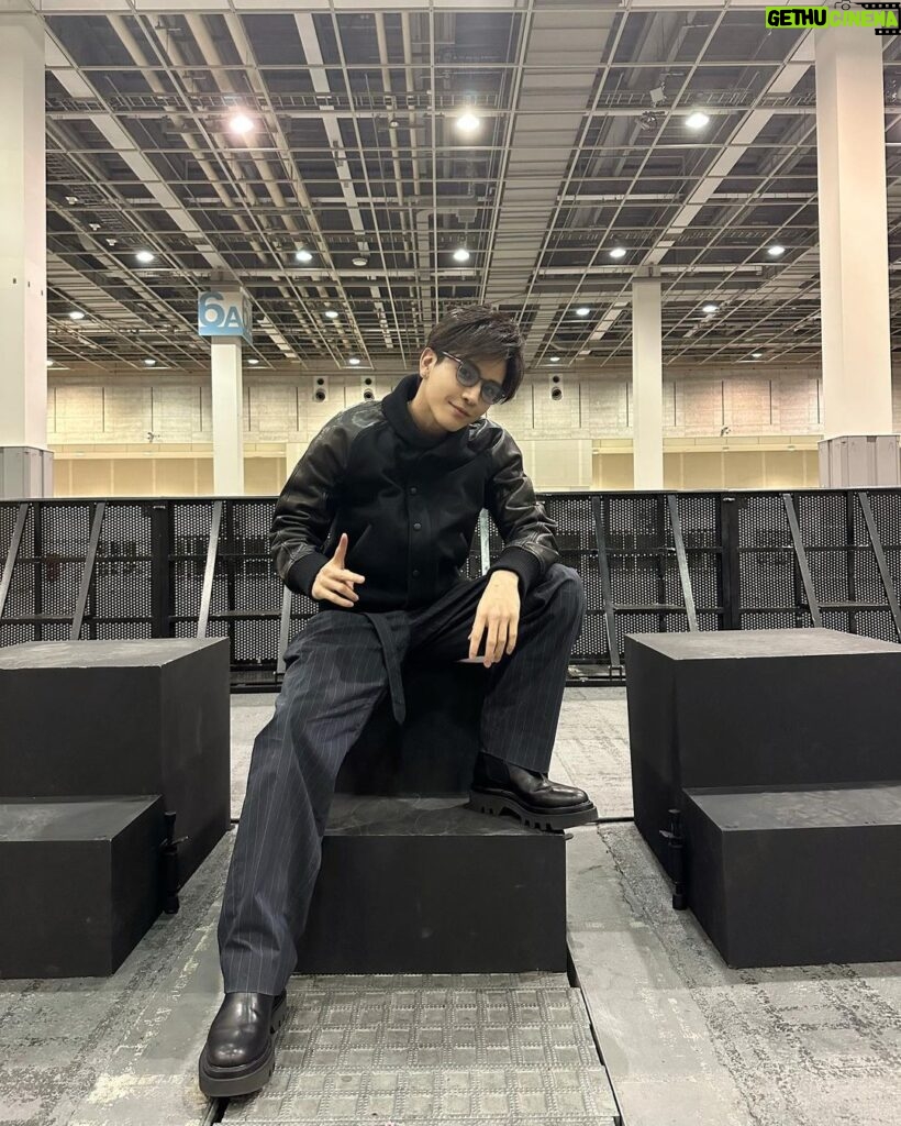Takanori Iwata Instagram - Meet & Greet🌹 2日間いっぱいありがとう🙌🏻✨ ️パワー貰いました🔥 頑張ろう #3JSB #MATE