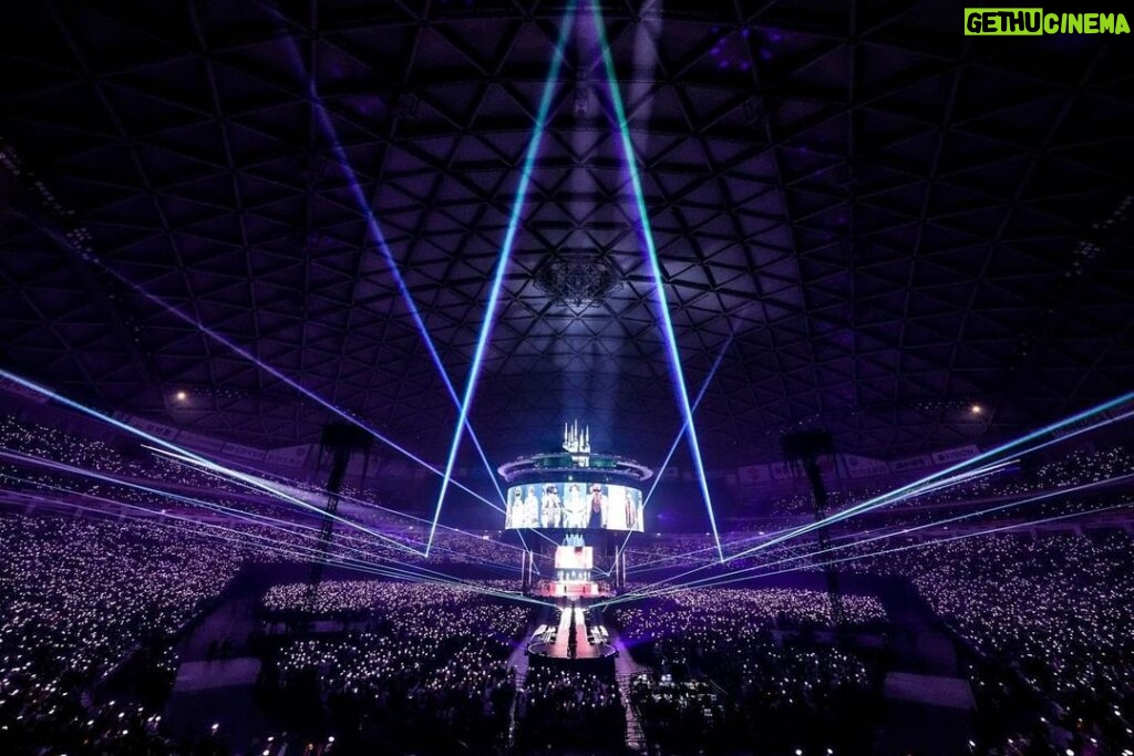 Takanori Iwata Instagram - 3JSB Dome Tour "JSB LAND" has started🔥 三代目史上最高のライブです‼ お見逃しなく✨ #jsbland #三代目jsoulbrothers バンテリンドーム