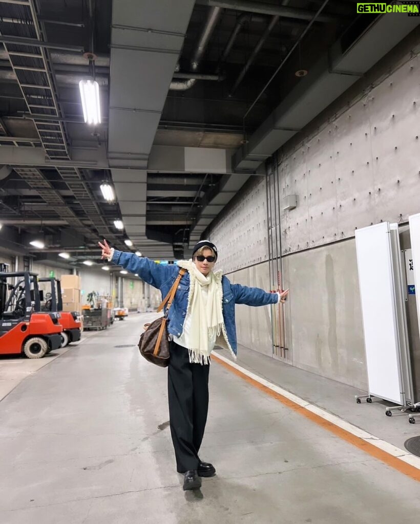 Takanori Iwata Instagram - Are you ready‼⁉ ラストRH終了 ついに明日からドームツアー"JSB LAND"開幕🔥 ぶち上がろうMATE #三代目jsoulbrothers #ドームツアー #JSBLAND #🧣