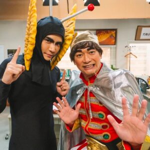 Takanori Iwata Instagram - 『誰も知らない明石家さんま 第9弾』
にさんまさん役で出演させて頂きます✨

恐れ多くも自分がまさかのさんまさん役。。
そしてまさかのたけしさん役が香取慎吾さん！！

果たしてどんなドラマになるのか。。🤣

楽しみにしていてください✨

@katorishingo_official 
慎吾さんとの共演、本当に光栄でした。
この並びは胸熱です🫱🏻‍🫲🏼🔥

11月26日(日)19時〜21時54分O.A.ですよ〜

#誰も知らない明石家さんま
#最後の一枚🤣