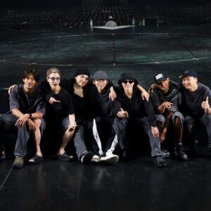 Takanori Iwata Instagram - We are JSB🔥🔥🔥

8ヶ月に渡るアリーナツアー、３２公演完走‼️

今までで最長期間、最大公演数のツアーでした。
全国のMATEのみんな、ありがとう。

11月から始まるドームツアーで会おう👍🏻🔥

BIG LOVE❤️‍🔥