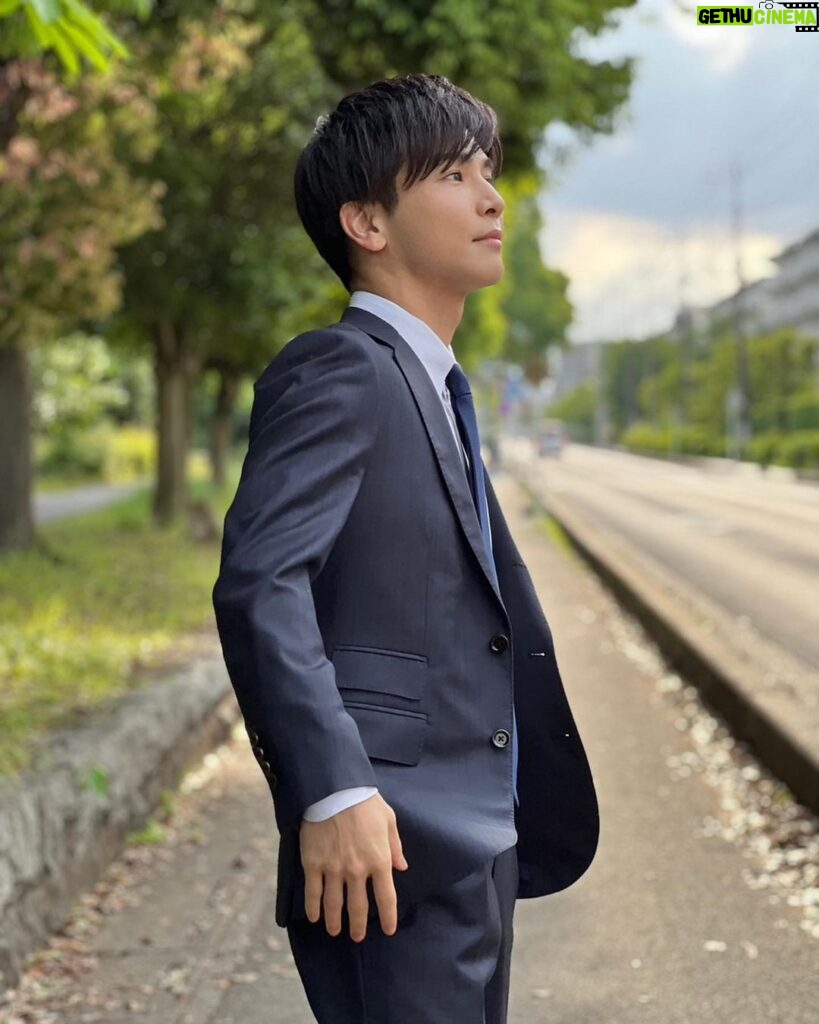 Takanori Iwata Instagram - あなたがしてくれなくても 今夜第7話 撮影も後半戦ですが引き続き頑張ります 👔👞 @anataga_drama #あなたがしてくれなくても
