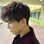 Takanori Iwata Instagram - New Pierce💎✨ @louisvuitton　 #LVJewelry　 #LVVolt New stud earring from LOUIS VUITTON’s fine jewelry collection “LV Volt”