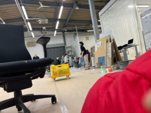 Takashi Murakami Instagram - 2月1日午前3時現在
未だ製作中。
😅