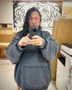 Takashi Murakami Instagram - Thanks to everyone's kind words of sympathy, I finally took a bath! thank you very much!
In particular, with the encouragement from famous people like Mr. @diplo _sama,Mr. @steveaoki _sama,and others, I was able to rebuild my brain after a mental crash and was able to take a bath at 3 a.m. today! I feel relieved from the bottom of my heart. thank you very much.