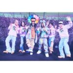 Takashi Murakami Instagram – The “Takashi Murakami Mononoke Kyoto” exhibition opened on February 2.
JP THE WAVY produced and sang the theme song, “Mononoke Kyoto”, for the exhibition. 

The reason why I asked JP THE WAVY to write the song for me was because I happened to see a group of children around second to fourth grades dancing energetically to his song “Pick N Choose” at their hip-hop dance recital. I became extremely excited, sensing that this was the long-awaited dawn of Japanese hip-hop. To draw an analogy, it seemed comparable to the dawn of Japanese rock music marked by the appearance of the band, Happy End! Whoaaaaa! 

I couldn’t sit still, so I reached out by DM-ing WAVY’s Instagram, and he responded immediately; by midnight that day, astonishingly, he was at my studio. That was toward the end of November 2023.
He started making the music at a tremendous speed, we exchanged numerous LINE messages back and forth, and I was able to attend the first recording in early December. From there, things progressed rapidly and, at the end of the year, on December 30, he completed the song.

WAVY stayed at my studio for about 8 hours during the lyric writing process and kindly picked up a lot of ideas from me. After that, I created the WAVY character as a creative response from me.

And finally, on February 2, at the opening reception that started at 6 pm, WAVY actually performed with the kid dancers, and then again at the dinner party from 8 pm, he also had his own performance.
His stage costume was made by PROLETA RE ART at the suggestion of WAVY.

You can listen to the theme song “Mononoke Kyoto” written by JP THE WAVY by scanning the QR code at the end of my exhibition. Please have a listen when you visit “Takashi Murakami Mononoke Kyoto”.

@sorry_wavy @musiclabo1998
@amkk_project @jardins.des.fleurs @azumamakoto
@proletareart @kojima_shoten
@takashimurakami_mononoke_kyoto
#kyotocitykyoceramuseumofart #kyoto #art  #TakashiMurakami #mononokekyoto

Photo by @suzukish1n
