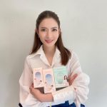 Taksaorn Paksukcharern Instagram – สำหรับหลายๆ คนที่ถามเข้ามาว่า แอฟทานโพรไบโอติกของแบรนด์อะไร ขอตอบตรงนี้อีกครั้ง ของแบรนด์อินเนอริ แบรนด์ของแอฟเองค่ะ ชื่อเมต้า โพรไบโอติก เป็นสูตรผงพร้อมทาน ช่วยเรื่องระบบขับถ่าย เสริมการเผาผลาญ และช่วยคุมหิว ลดการทานจุบจิบค่ะ

ตอนนี้อินเนอริ เมต้า โพรไบโอติก และนูทริโอ้ ทั้งขวดเล็กและขวดใหญ่ มีวางจำหน่ายที่ 🛍️ ร้าน EVEANDBOY ทุกสาขาแล้วค่ะ

🛒ลูกค้าที่สนใจ แวะไปอุดหนุนกันได้เลย 😘 หรือต้องการข้อมูลสารสกัดและคุณสมบัติเพิ่มเติม ทักไปสอบถามได้ที่ IG 👉🏻 @inneribrand หรือแอด LINE @inneribrand ได้เลยนะคะ 💕

#inneri #metaprobiotic #nutrio #premiumsupplement #metabolismbooster #แบรนด์ของแอฟ #eveandboy