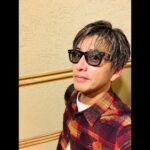 Takuya Kimura Instagram - ⁡ ⁡ ⁡ 「サッパリ。 皆さんも、良い週末を❕」 ⁡ PEACE‼︎ ⁡ STAYSAFE! ⁡ 拓哉 #木村拓哉#TakuyaKimura