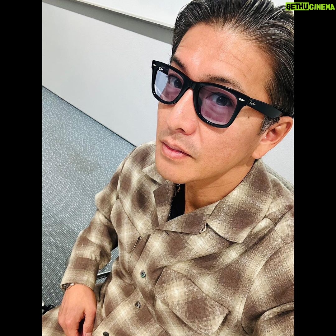 Takuya Kimura - 141K Likes -
「本日は、近々収録の番組の打ち合わせへ。
色々なアイディアが出ました。楽しみです。」
PEACE‼︎
STAYSAFE!
拓哉
#木村拓哉#TakuyaKimura