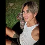 Takuya Kimura Instagram - ⁡ ⁡ ⁡ 「そしてナイトパトロールへ。 2回に分けて出動したら、12000歩になってましたぁ〜❕ 最初は汗が吹き出しましたが、後半は風が気持ち良かったです。」 ⁡ PEACE‼︎ ⁡ STAYSAFE! ⁡ 拓哉 #木村拓哉#TakuyaKimura