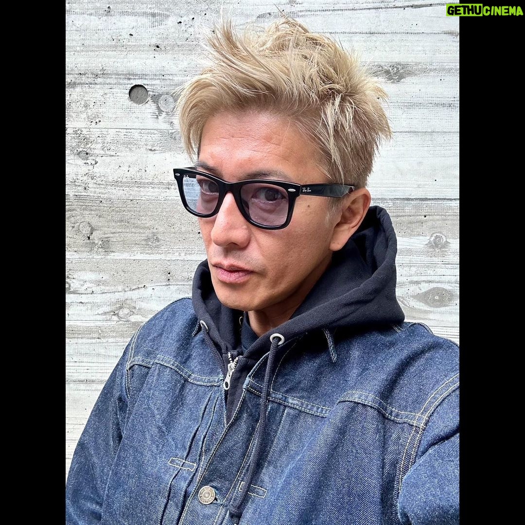 Takuya Kimura - 151.5K Likes -
「今年も本当にありがとうございました!
皆さん良いお年をお迎えください!
そして、2024年も宜しくお願い致します!」
拓哉
#木村拓哉#TakuyaKimura