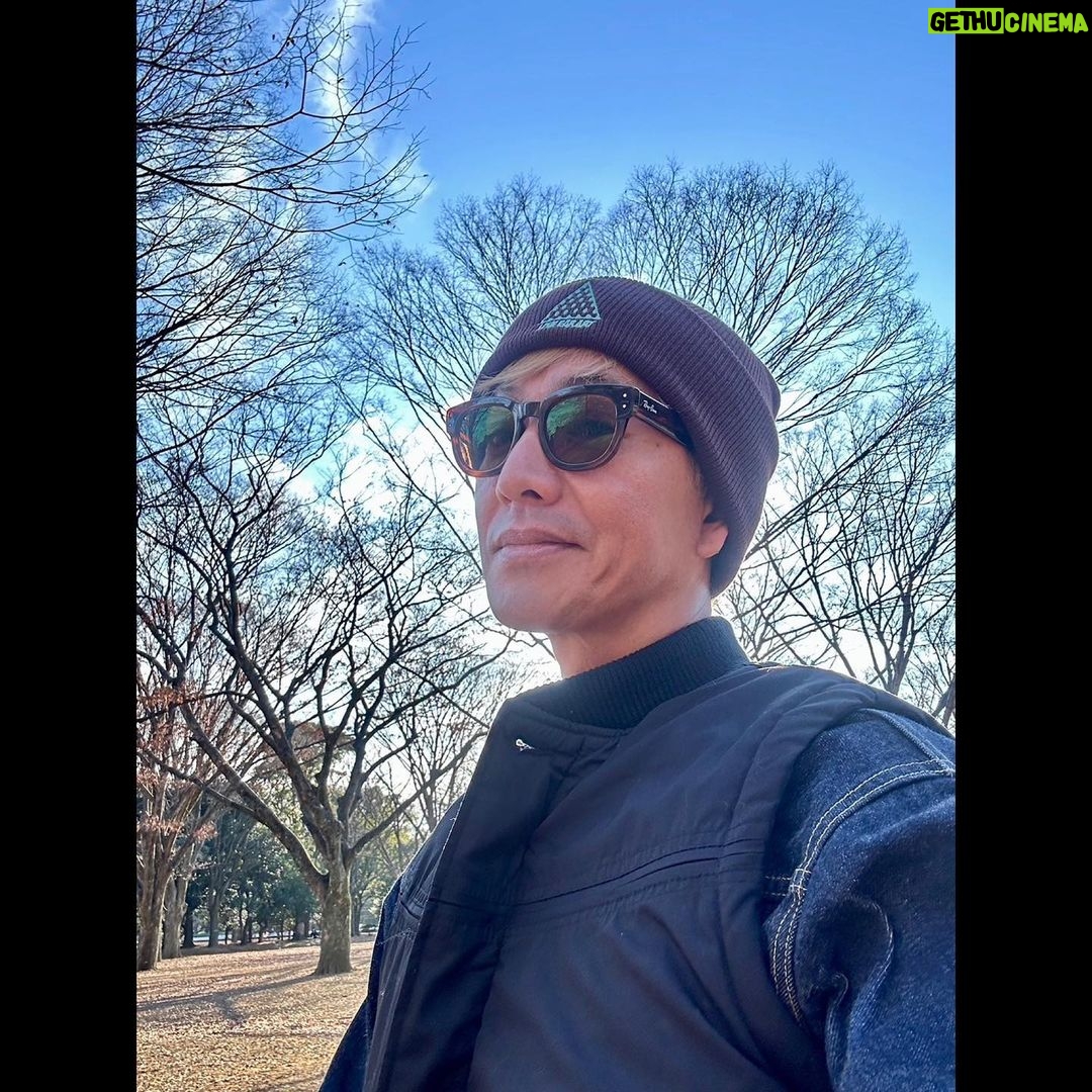 Takuya Kimura Instagram - 「12月24日、Christmas Eve! 皆さん素敵なクリスマス、日曜日を!」 拓哉 #木村拓哉#TakuyaKimura
