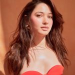 Tamannaah Instagram - 2 minutes of silence for everyone who thinks this is Red, and not Orange!