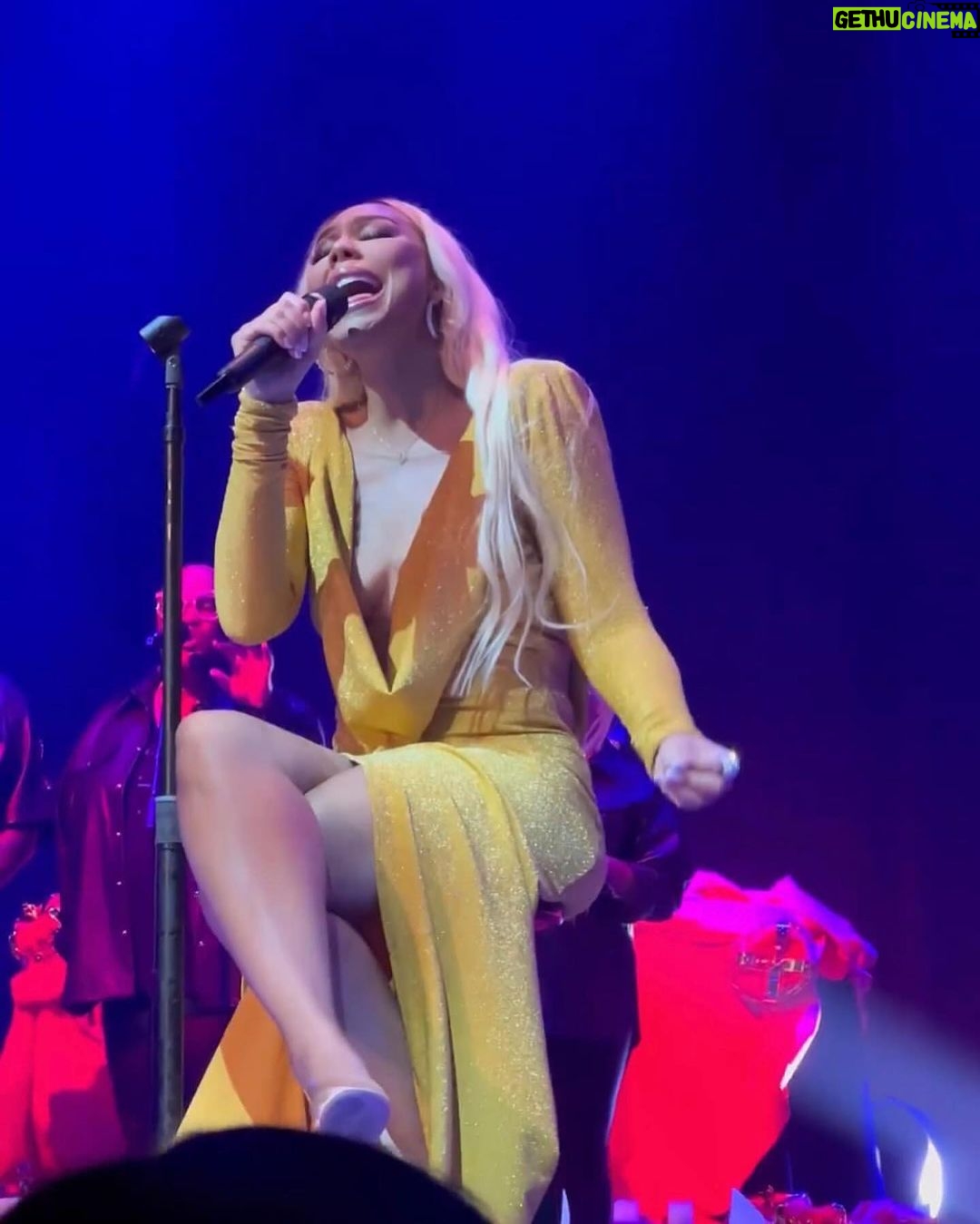 Tamar Braxton Instagram - “When it’s gone, it’s gone forever!” Get your tickets to part 2 of the #loveandwar10 tour🥰✨ #tamarbraxton
