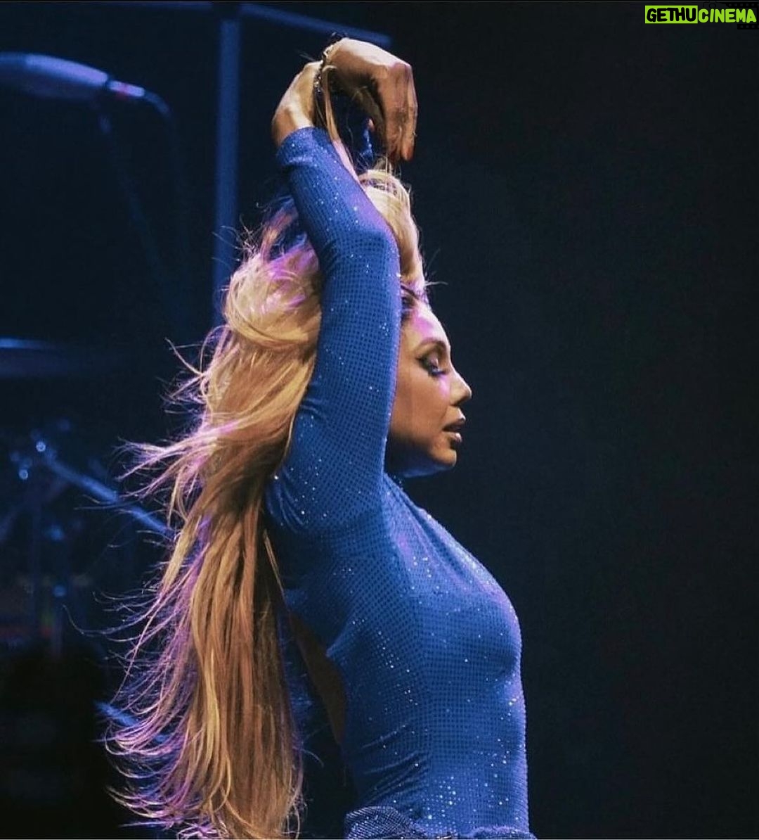 Tamar Braxton Instagram - Never trust a lonely woman with the one you love 📌 GET YOUR TICKETS NOW💚 #loveandwar10✨