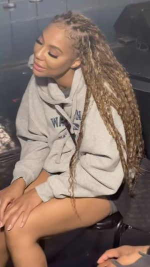 Tamar Braxton Instagram - I was just trying to teach the parts…. Sometimes when I write a song…..It don’t hit till a few years later… I can’t wait to heal out loud on this tour with you all. I love y’all for real. 🥹✨