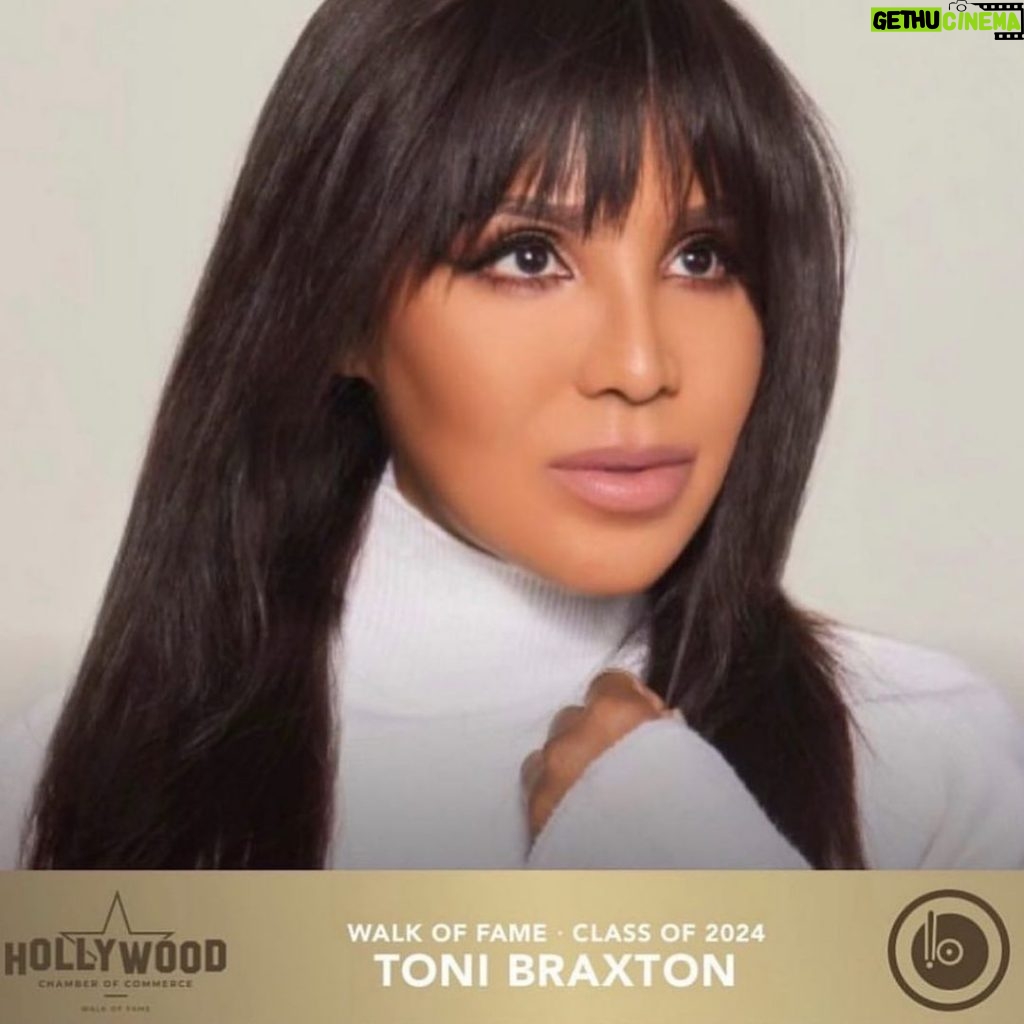 Tamar Braxton Instagram - Finally!!! My sister @tonibraxton is getting her STAR on the Hollywood walk of fame!! Congratulations to u sister and all of the STARs in your class this year!!! 🏆✨ I’m so grateful that you are honored. You deserve EVERY 👏🏽SINGLE 👏🏽Second 👏🏽