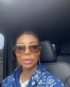 Tamar Braxton Instagram - #whatsunderyourwig 😩 I had to chop my hair off cause I simply wasn’t taking care of it🤷🏽‍♀️🤦🏽‍♀️ broken off. Spilt ends. A MESS!!! i can’t even wear braids. Y’all like this look? 🤔 I’m stuck with her for the summer #undermywig