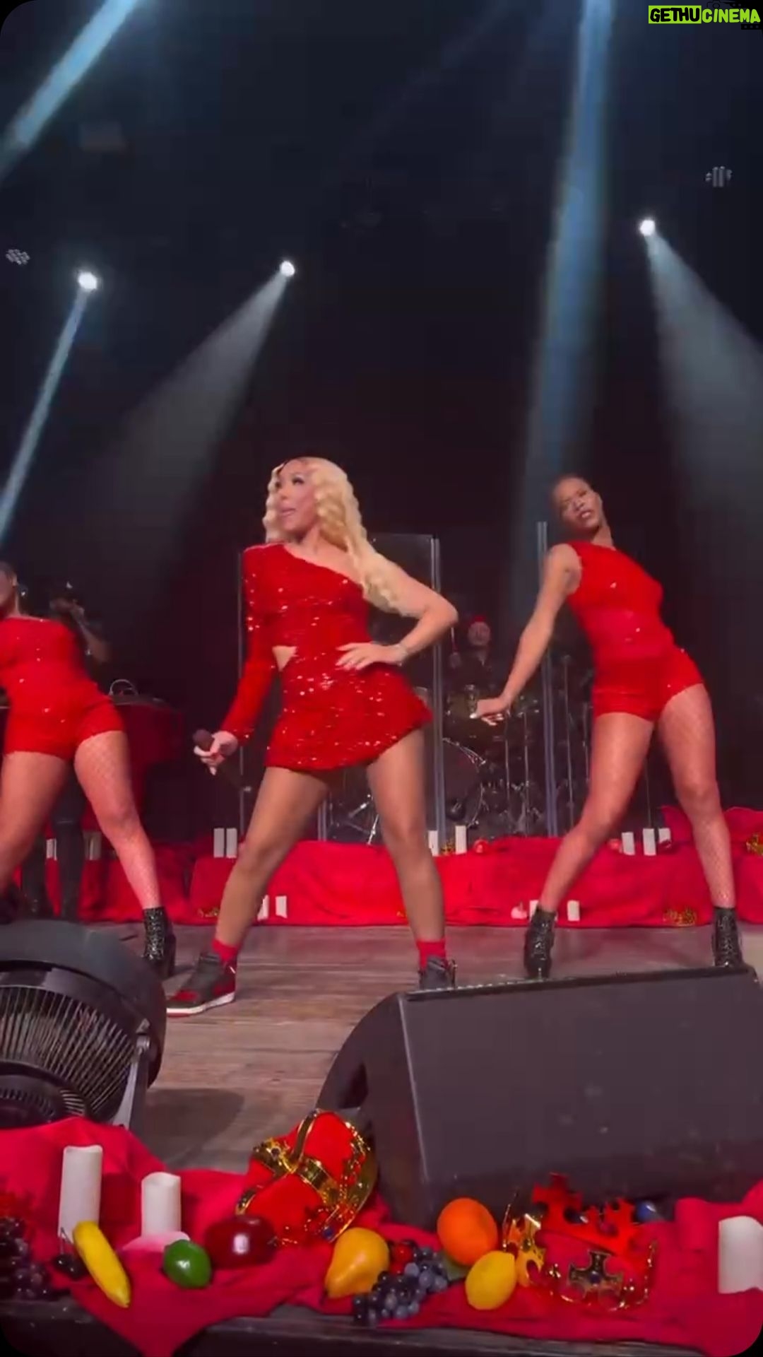 Tamar Braxton Instagram - He want that sugar š baby we are a week away from the #loveandwar10yr tour PT 2. Orlando, youāre first up get your tickets today! Thereās only a few left, I canāt wait to hit that stage.āØš©µ Part 2 Cities/Dates: December 8th: Orlando, FL December 22nd: New Orleans, LA December 29th: San Francisco, CA January 13th: Charlotte, NC January 19th: Raleigh, NC January 20th: Detroit, MI