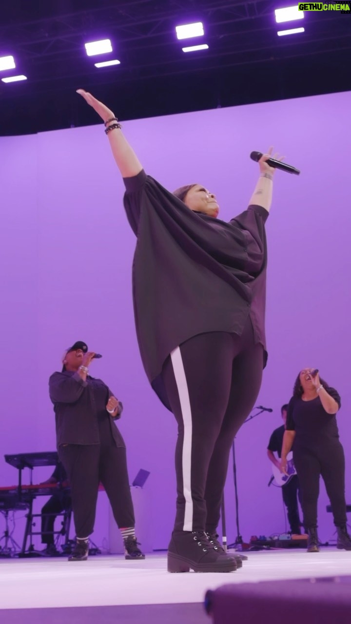 Tamela Mann Instagram - We just gonna let @davidandtamela direct yall on #TheReunionTour 😁🙌🏽🔥
