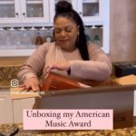 Tamela Mann Instagram - For this very special award, I would like to thank my team, all of you who voted, and the @amas 🫶🏼🥰 God is faithful! #tamelamann #ama #grateful