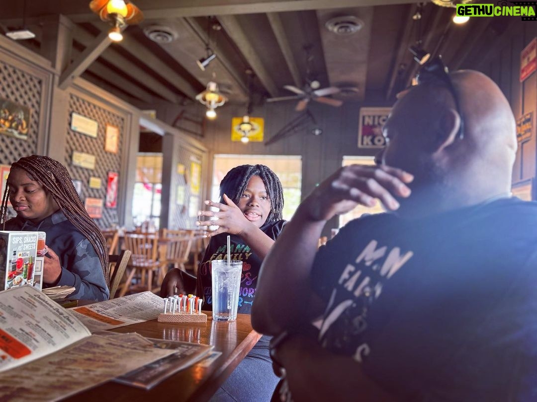 Tamela Mann Instagram - Vacation time with the grandkids! Making memories☀️ #summervibes #memories